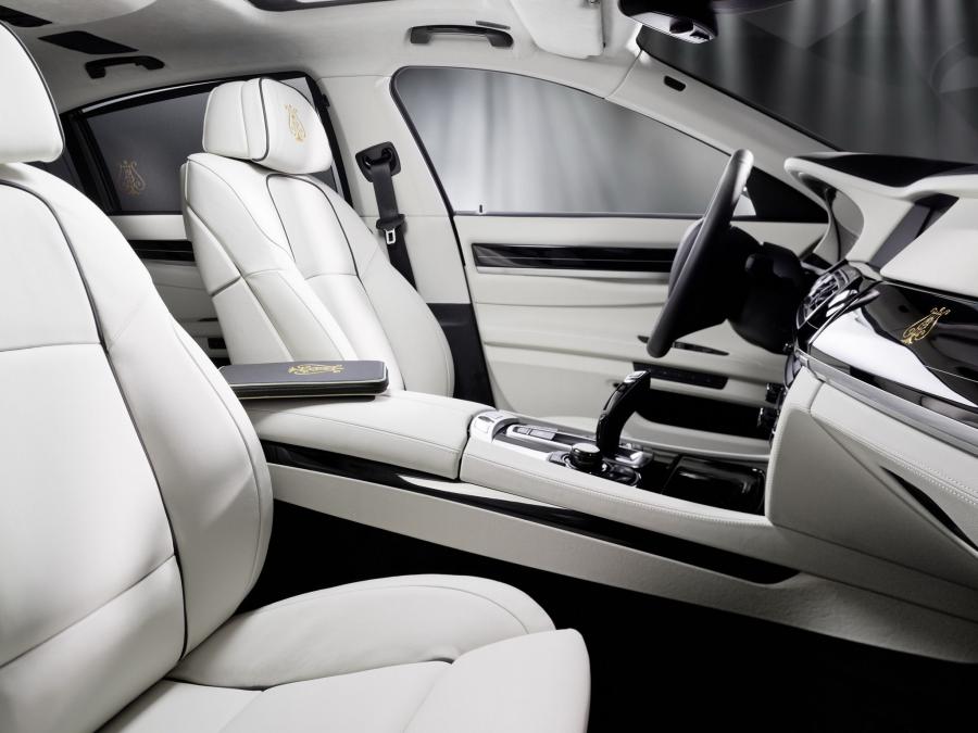  BMW 7-Series Individual 2009 года  (фото 3 из 13)
